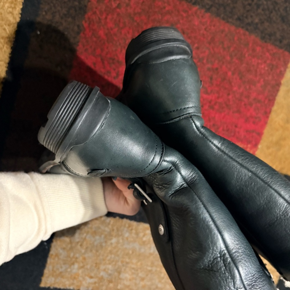 UGG Australia Bellevue Leather Boots — Black, Women’s Size 8.5 - Picture 7 of 8